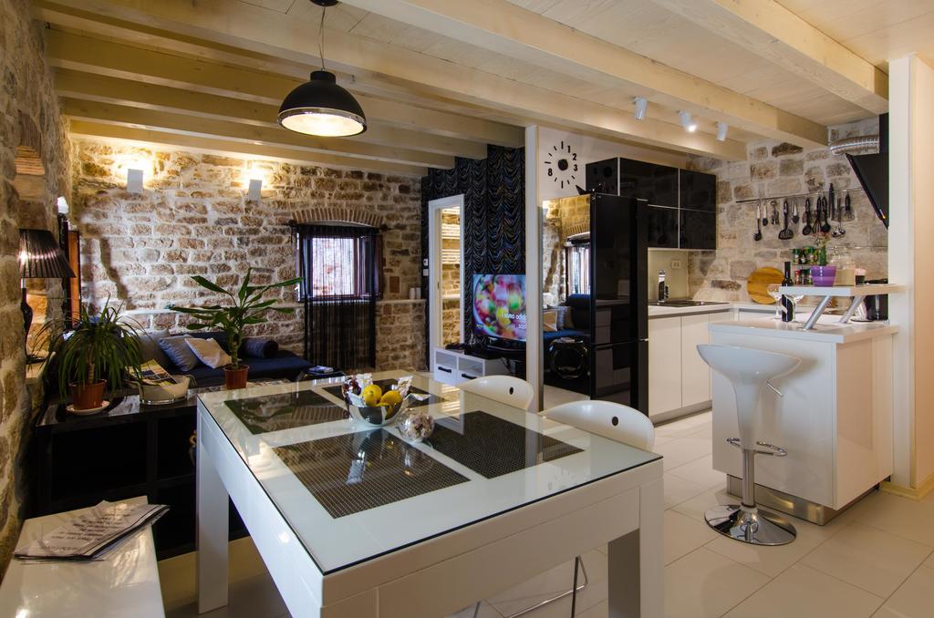 Apartment Capo Family & Capo Studio -Old Town-Parking Trogir Zimmer foto